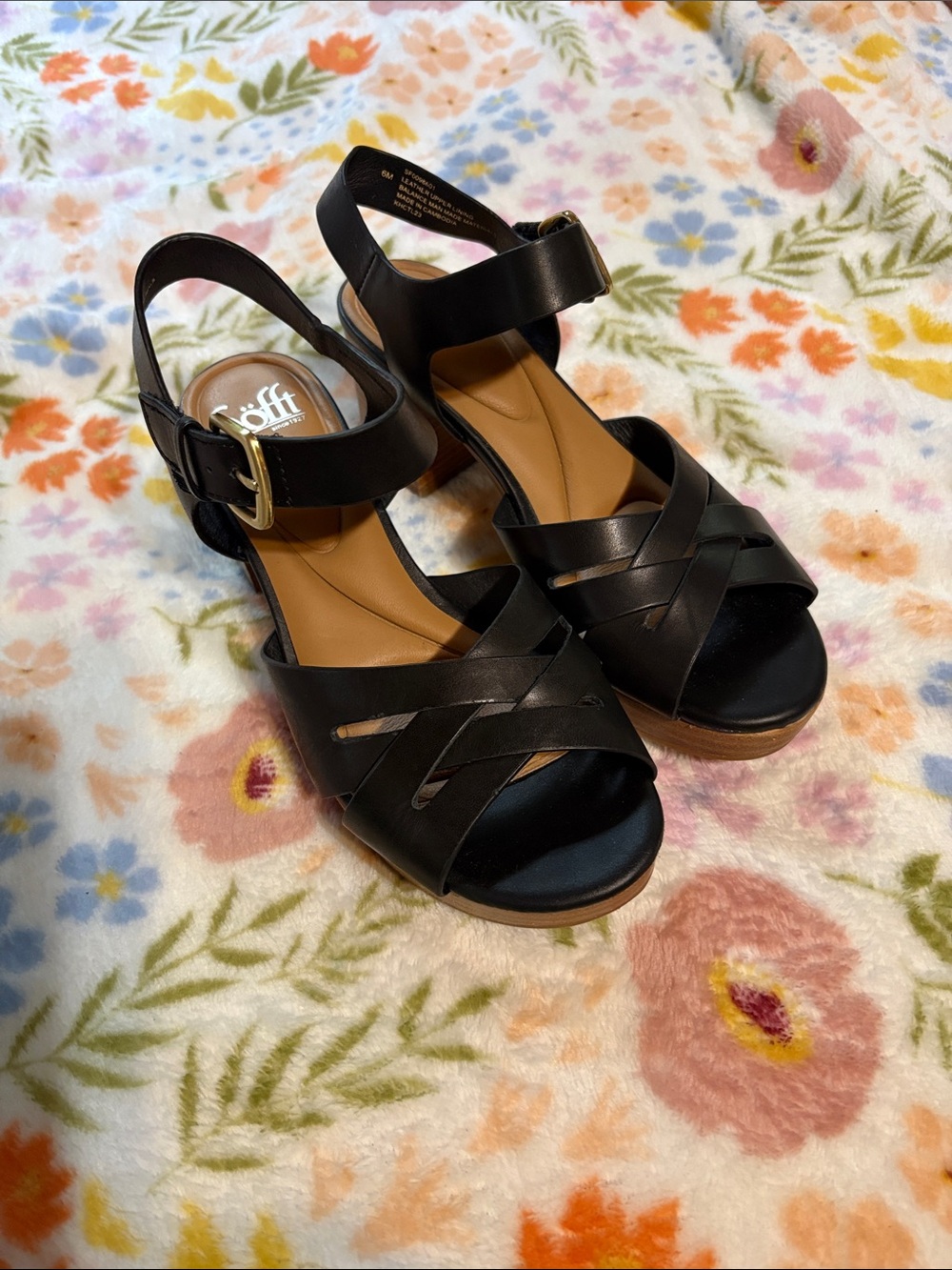 Sofft Lacie sandal. Black. Size 6